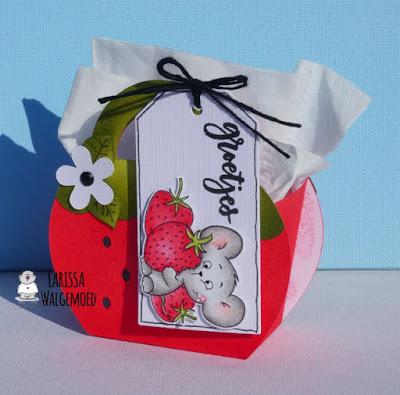 Strawberry mouse - Larissa